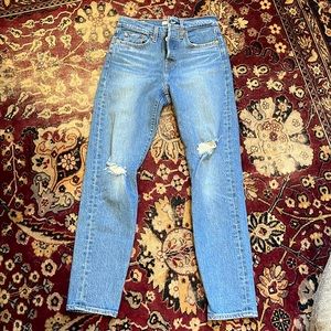 Levi’s Wedgie skinny jeans size 25